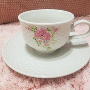 Teleflora Tea Cup